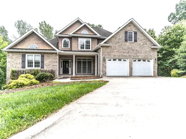 425 Ridgeview Meadows Dr, Gray, TN 37615