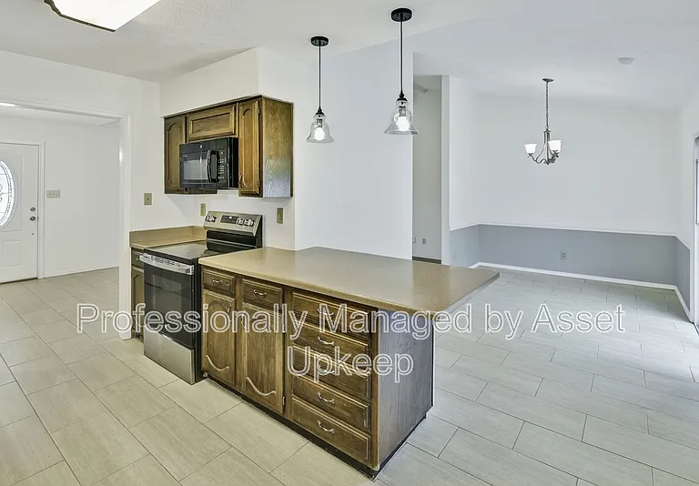 1306 Clearview Dr — Photo 10