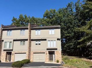 3420 Londonderry Ct, Roanoke, VA 24018