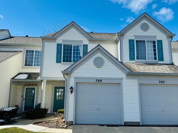 709 Blossom Ct #709, Naperville, IL 60540