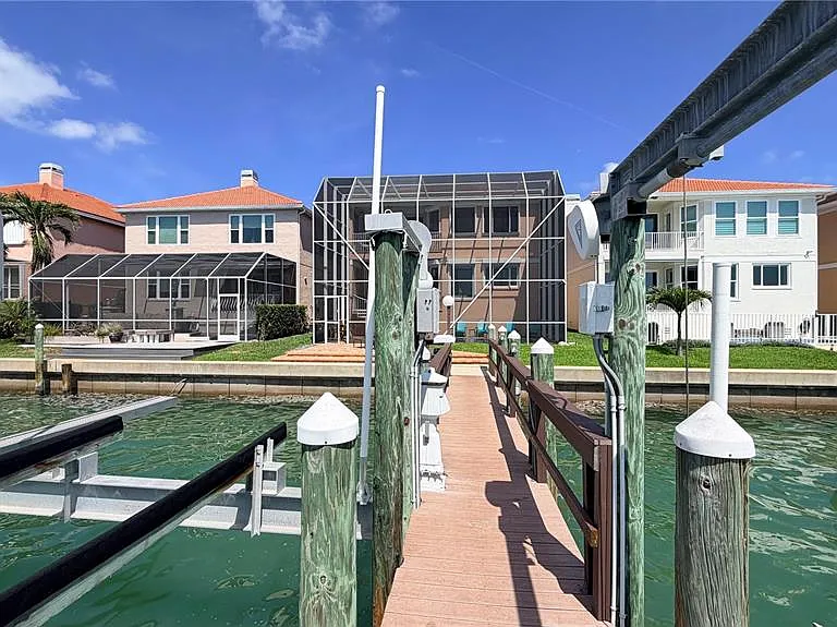 218 Sand Key Estates Dr — Photo 51