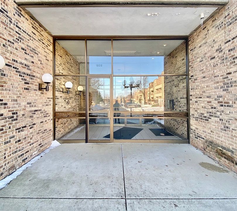1st image of 1926 Prairie Sq APT 132