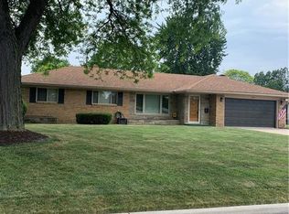 3521 Schneider Rd, Toledo, OH 43614