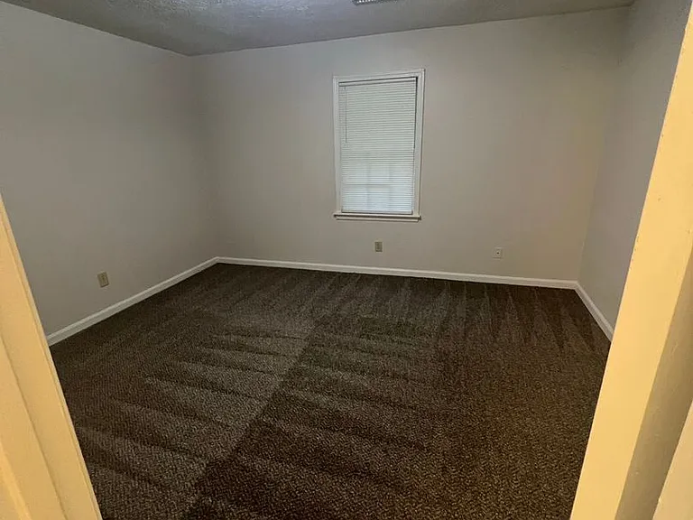 618-620 Telfair Ct — Photo 13