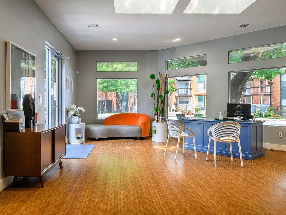 1st image of 1800 El Paseo St APT 1608
