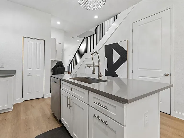 2113 W Cass St #2 — Photo 13