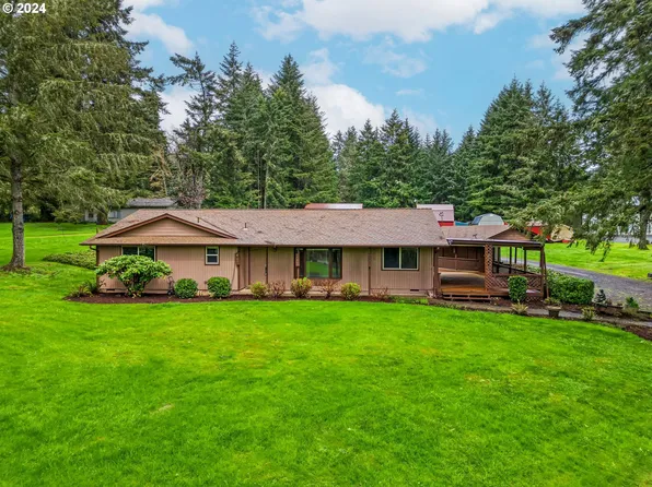 25745 Hall Rd, Junction City, OR 97448