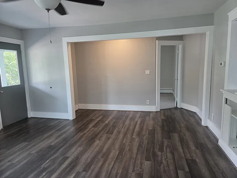 9 Goodrich Ave #B — Photo 16
