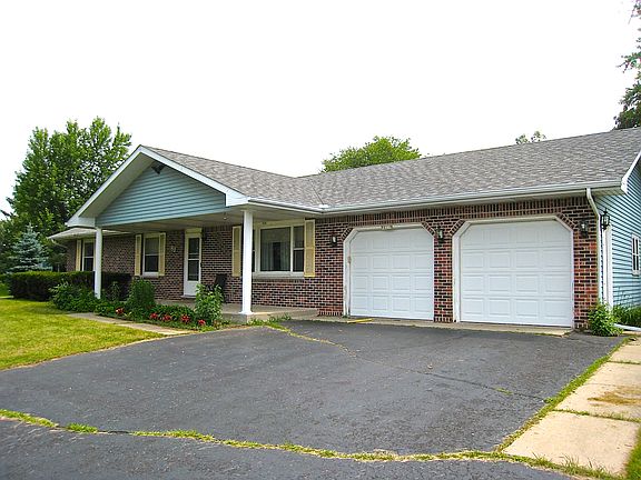 2nd image of N6110 Spruce Dr