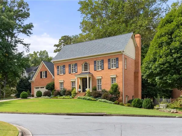 7410 Chestwick Ct, Sandy Springs, GA 30350