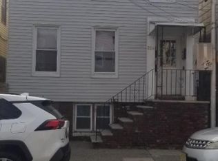 224 Walnut St, Newark, NJ 07105