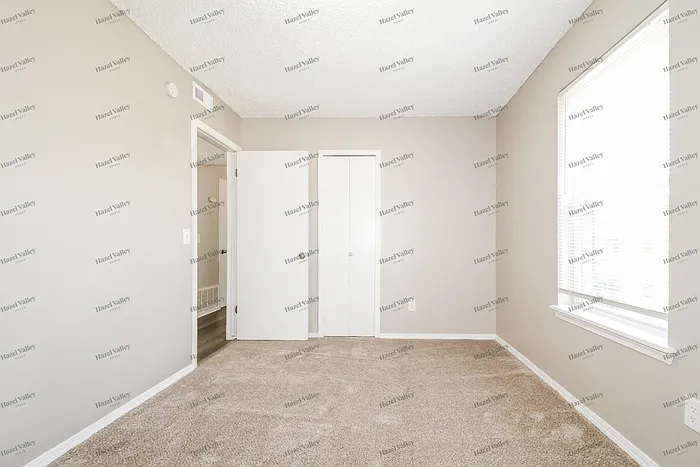 613 N Ramblin Oaks Dr — Photo 8