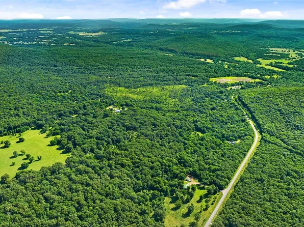 472851 E 893rd Rd, Stilwell, OK 74960