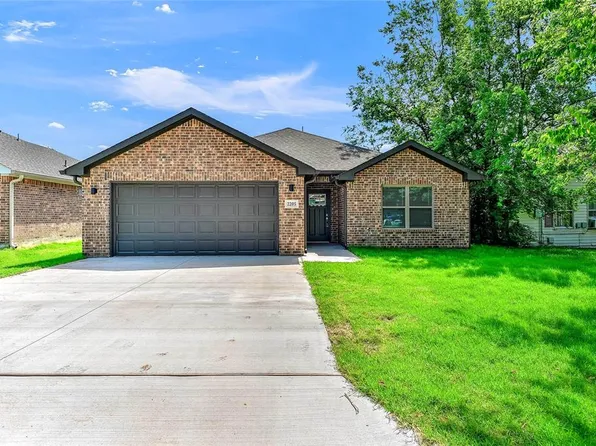 2205 N Hickory St, Sherman, TX 75092