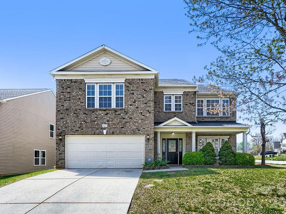 1st image of 417 Zander Woods Ct