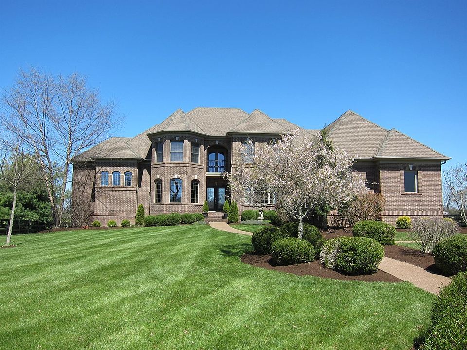 1st image of 522 E Cambridge Ln