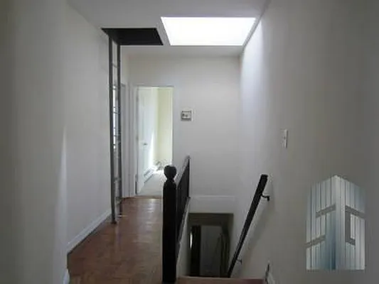 Rented by Skyline Group Real Estate | media 11