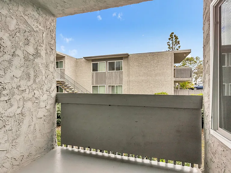 Grossmont Bluffs — Photo 27