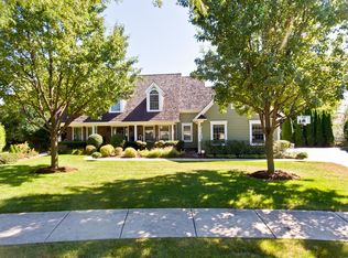 925 Prairie Hill Ct, Cary, IL 60013