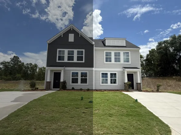 389 Channing Ct, Hopkins, SC 29061