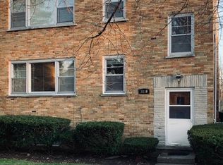 3120 Central St #A, Evanston, IL 60201