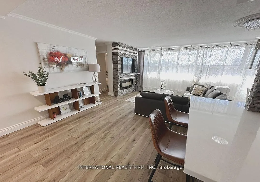 2 bed, $3,600 — Photo 2