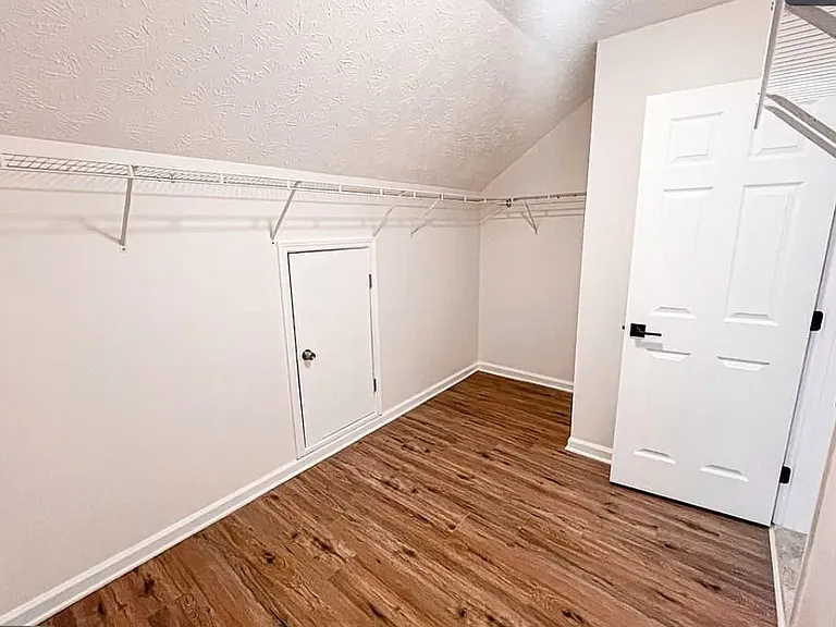 3405 Summer Brooke Way — Photo 16