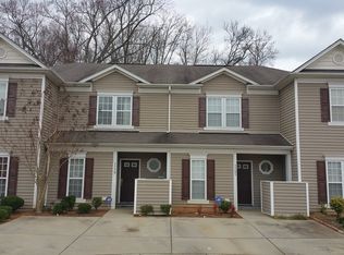 1779 Holliford Ct, Charlotte, NC 28215