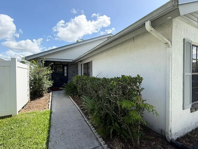 2570 Shadybranch Dr — Photo 21