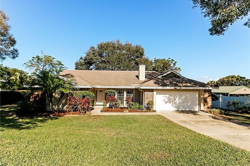 1st image of 762 Rosemere Cir