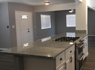 16604 Mesa St, Hesperia, CA 92345