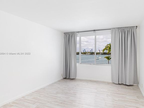 5th image of 1000 West Ave APT 316