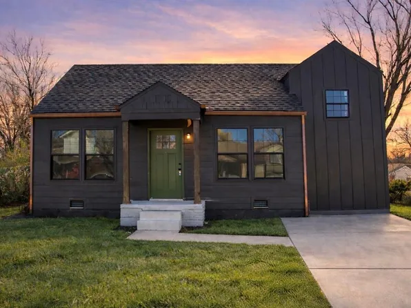 204 W Ercoupe Dr, Midwest City, OK 73110