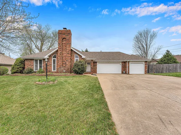 1475 E Burntwood Street, Springfield, MO 65803