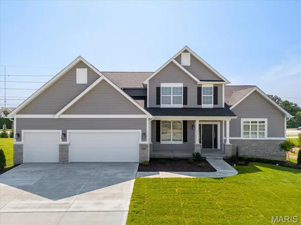 120 Royal Troon Dr, Dardenne Prairie, MO 63368