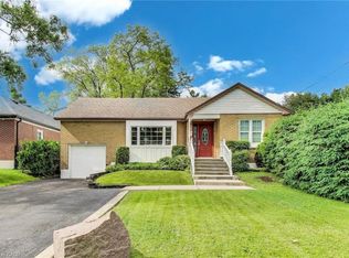 9 Avalon Ave, Hamilton, ON L8G 1X4