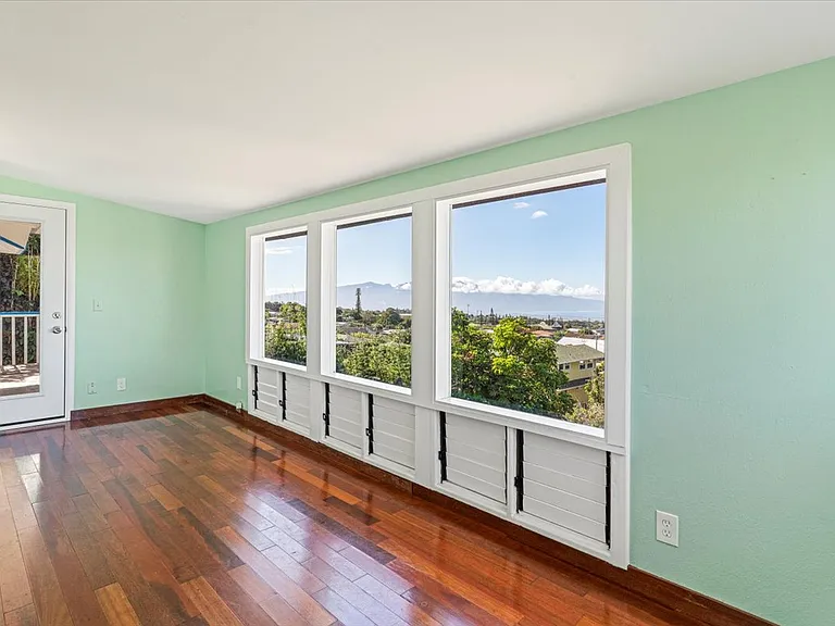 1076 Kehau Pl — Photo 4