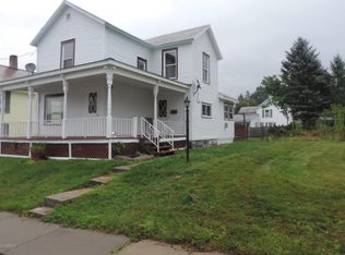 7 West St, Granville, NY 12832