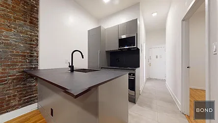 Rented by Bond New York