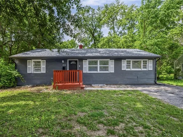 2518 S Crescent Ave, Independence, MO 64052