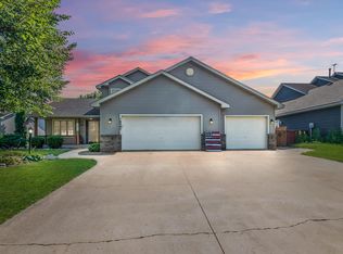 18547 Exodus Ave, Farmington, MN 55024