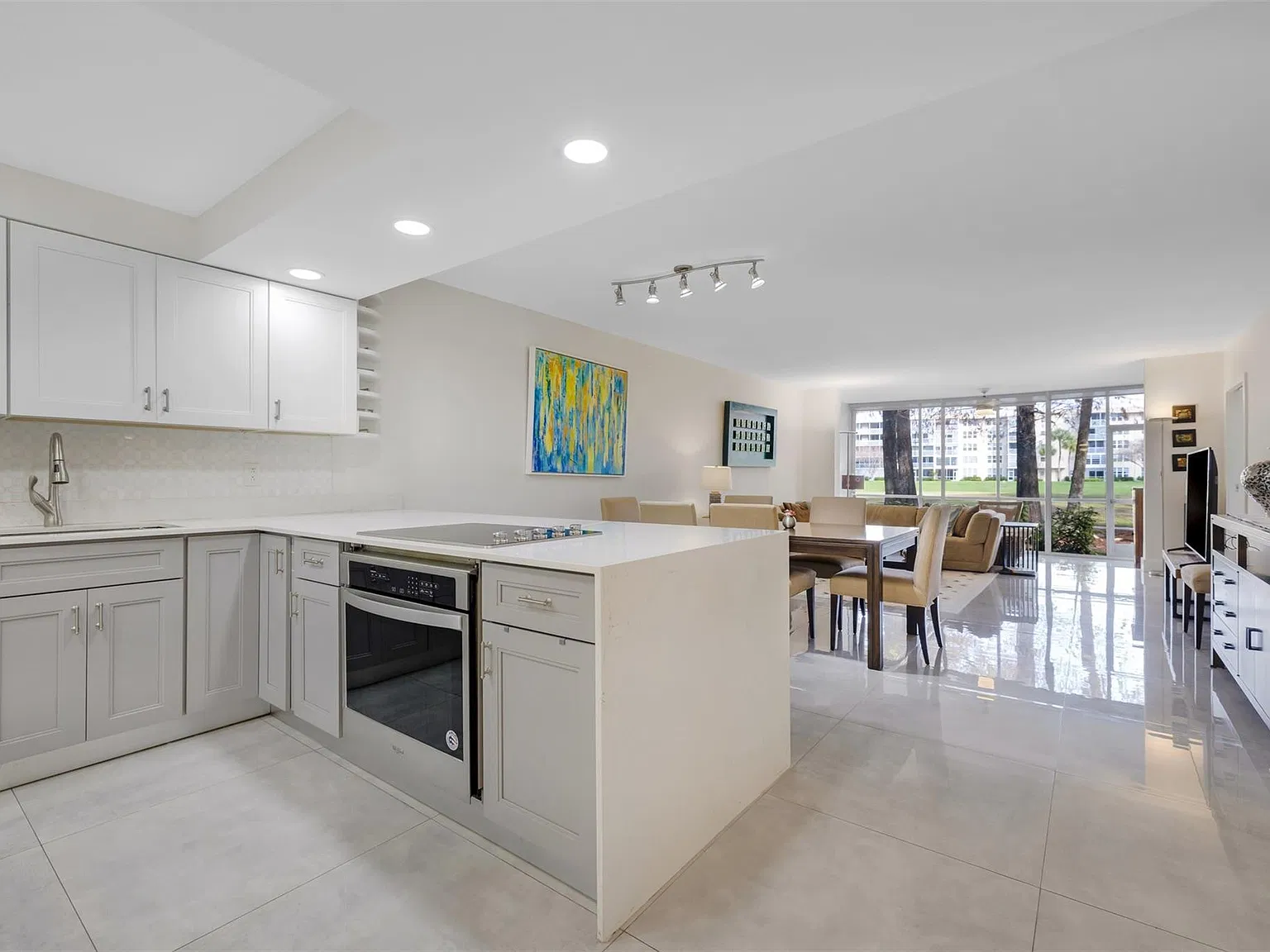 3 bed, 2.0 bath, 1444 sqft, $2,800 — Photo 1
