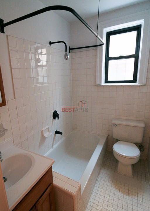 1st image of 4141 46th St APT 5D