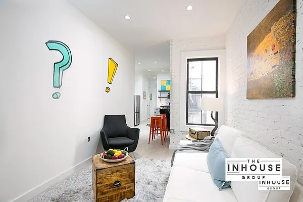 Rented by The InHouse Group | media 3