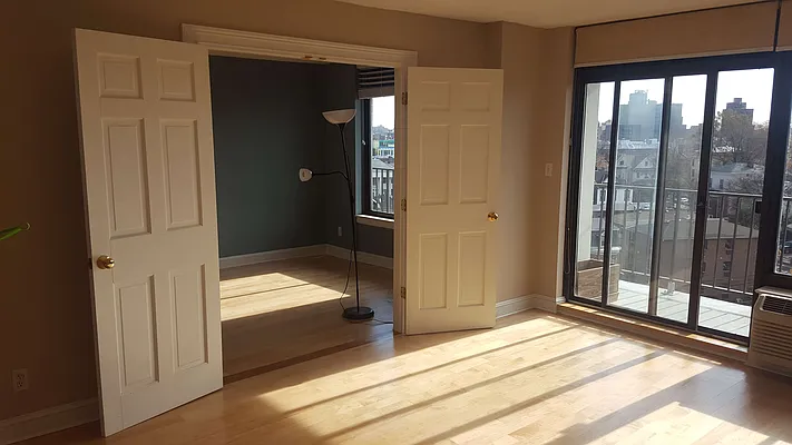 Rented by Compass | media 43