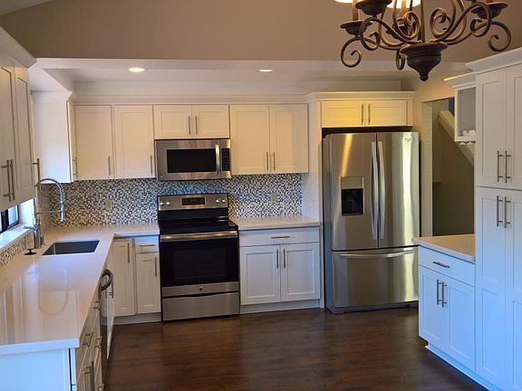 brand new kitchen with great quality appliances