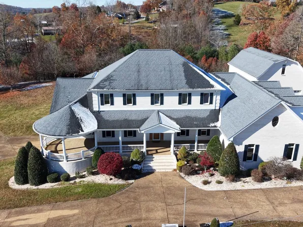 323 Harmon Rd, New Tazewell, TN 37825