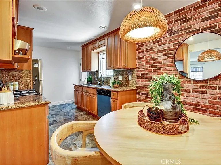 1786 Armand Dr — Photo 8