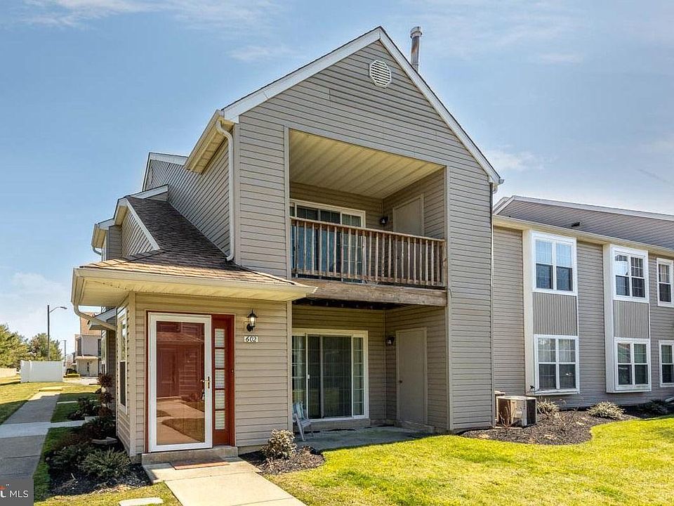 1st image of 602 Briarwood Ct