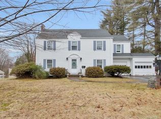 48 Steep Hollow Ln, Manchester, CT 06040